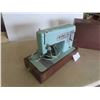 Image 3 : Singer Portable Electric Sewing Machine 