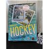 Image 1 : Unopened 1990-91 O Pee Chee Box 