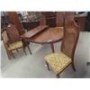 Image 8 : Dining Room Set: Buffet 79" x65" x 12" , Table, 2 Leaves, 