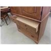 Image 4 : Dresser 54" x 35" x 17"