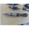 Image 6 : 7 Air Tools: 3/8'' Ratchet, Die Grinder & More. 
