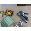 Image 2 : Staplers, Staples, 3/4'' Nails 