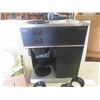 Image 2 : Bunn VPR Series Coffee Maker, 2 Pitchers, 12 Bags of 