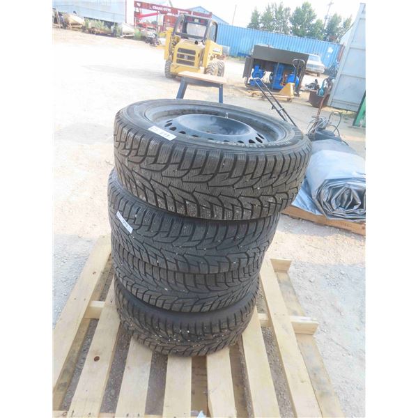 Set of 4 Hankook Tires 215/55R R17 with Rims 