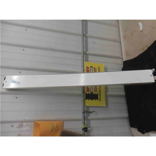 (2pcs) Rectangular Double Fluorescent Light Fixture 