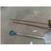 Image 4 : 5 Hand Yard Tools: Shovels, Spade, Broom 