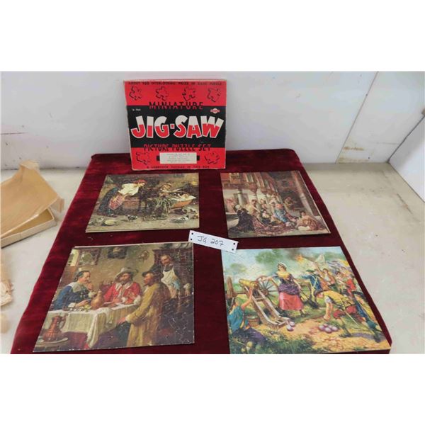 Vintage Set of 4 Puzzles ( 100 Pieces in Each Puzzle) Miniature