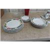 Image 2 : 19 pcs Dinnerware - 1 saucer missing 