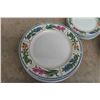 Image 3 : 19 pcs Dinnerware - 1 saucer missing 