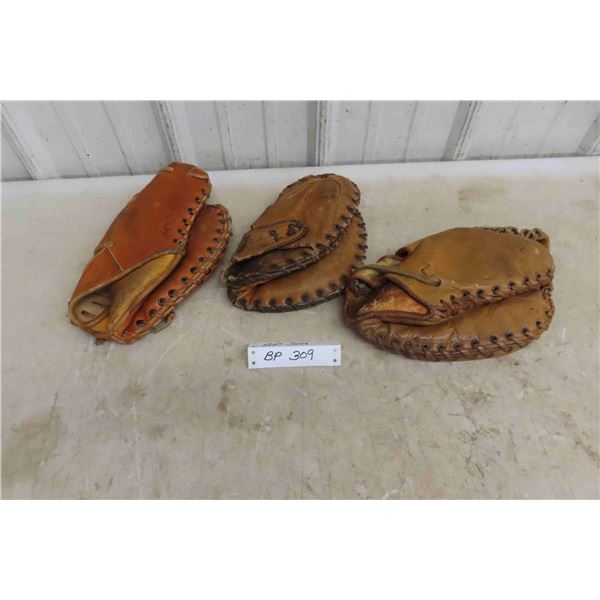 3 Vintage Baseball Gloves / Trappers