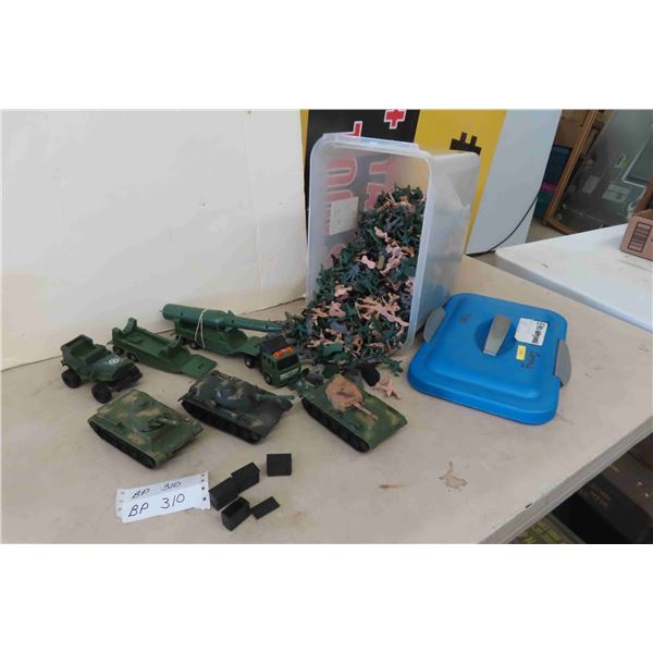 540 Army Men, Rocket A Truck, 3 Tanks, Jeep & 1 Trailer with Extras