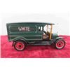 Image 6 : 2 Collector Trucks: 1920 White Delivery Van, 1923 Ford Model T Pickup