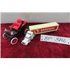 Image 1 : 2 Die Cast Collectibles: Safeway Semi-Trailer Truck & 1903 Cadillac 