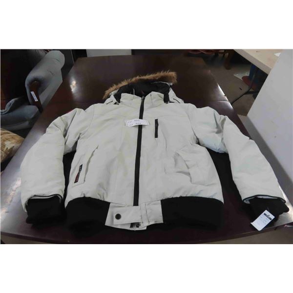 New with Tags Canada Weather Gear Jacket with Hood Size L