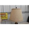 Image 3 : 2 Table Lamps with Wood and Brass Accents & Shade 26" High