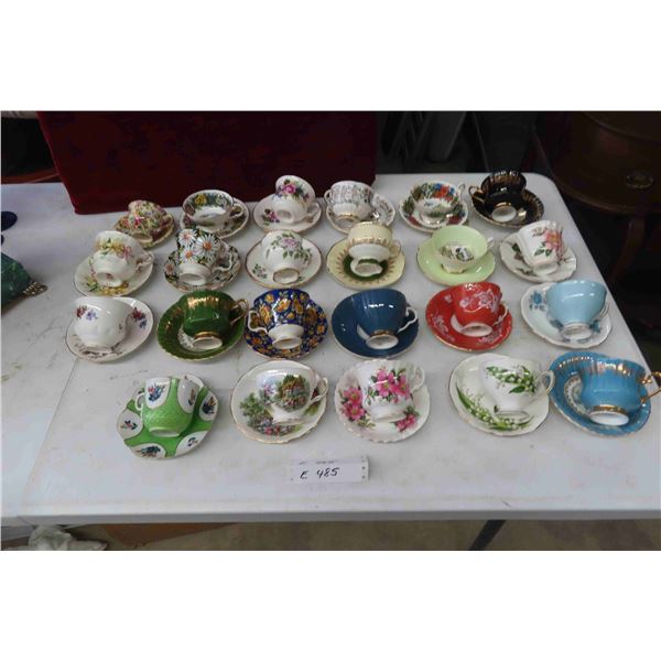 23 Tea Cups with Saucers: Colclough, Aynsley Royal Grafton, Paragon,  Royal Albert & Others