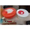 Image 7 : Kitchen Gadgets: Salad Spinners, Tupperware, Cookie Cutters,