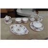 Image 3 : 49 PCS Royal  Albert Petit Point China