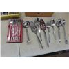 Image 4 : Carving Set, Flatware, Servingware+