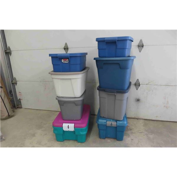 8 Plastic Totes with Lid