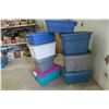 Image 5 : 8 Plastic Totes with Lid