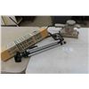 Image 1 : Tripod  and B+D Finisher Sander