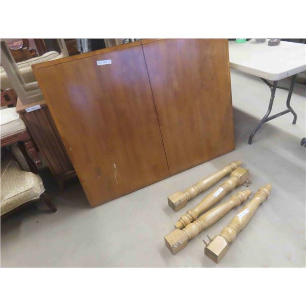 Table 54'' x 42'' Plus Leaf 18'' 