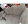 Image 4 : Couch 84'' Wide, Loveseat 64'' Wide 