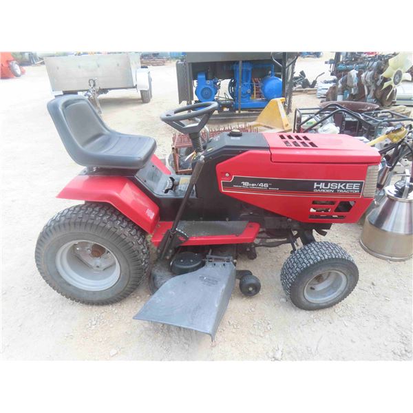 Huskee Garden Tractor 18HP 46'' - Starts & Runs 