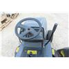 Image 6 : MTD 13HP 38'' Riding Mower , Shift or Go , Looks Good. 