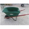 Image 4 : Yardworks Wheel Barrow with Poly Bucket 