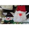 Image 5 : Christmas Ornaments, Stockings, Hanging Santa, Metal Father Christmas
