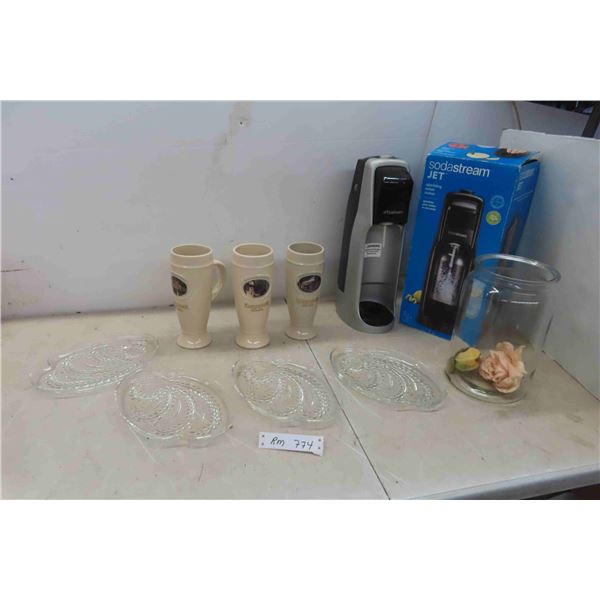 Soda Stream, 3 Kapaziner Mugs + More