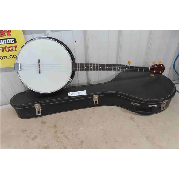 Peerless Banjo With Hard Sided Case