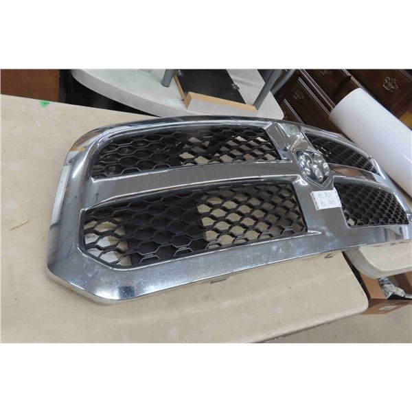 2012 Dodge 1/2 Ton Grill 1500 Series