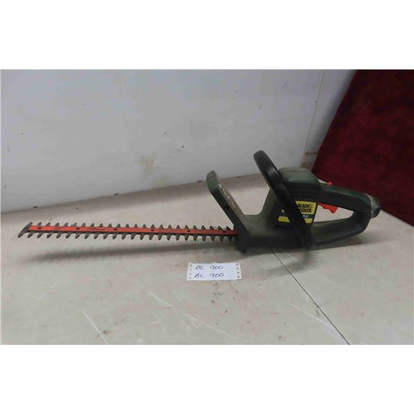 Black & Decker 18" Electric Hedge Trimmer