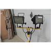 Image 3 : Double Halogen Work Light On a Stand