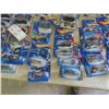 Image 4 : 70 Hot Wheels in Packages, Early 2000s. 