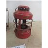 Image 2 : Coleman Lantern Model 212 & 2 Globes 