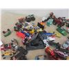 Image 8 : 140 Hot Wheels, Jade, Disney, Replica Vehicles, Etc. 