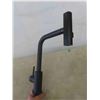 Image 2 : black sink faucet