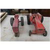 Image 2 : 2 Metal Tractors: Largest 5 1/2 x 10 1/2 x6