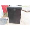 Image 2 : 2 Drawer Lateral Filing Cabinet 27x18x36