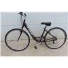 Image 8 : Diamond Back Ladies Bicyicle 28"