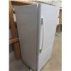 Image 2 : Whirlpool Fridge with Bottom Freezer 66'' x 29'' x 30'' 