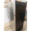 Image 2 : Kenmore Stainless Fridge 65 1/2'' x 30'' x 30'' 