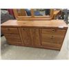 Image 2 : Dresser 29 1/2'' x 65'' x 18'' Plus Mirror 42'' x 42'' 