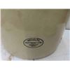 Image 2 : 10 Gallon Medalta Crock 