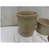 Image 2 : 1 Gallon Medalta Crock 