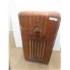 Image 1 : GE Cabinet Radio 38'' x 20'' x 11'' 